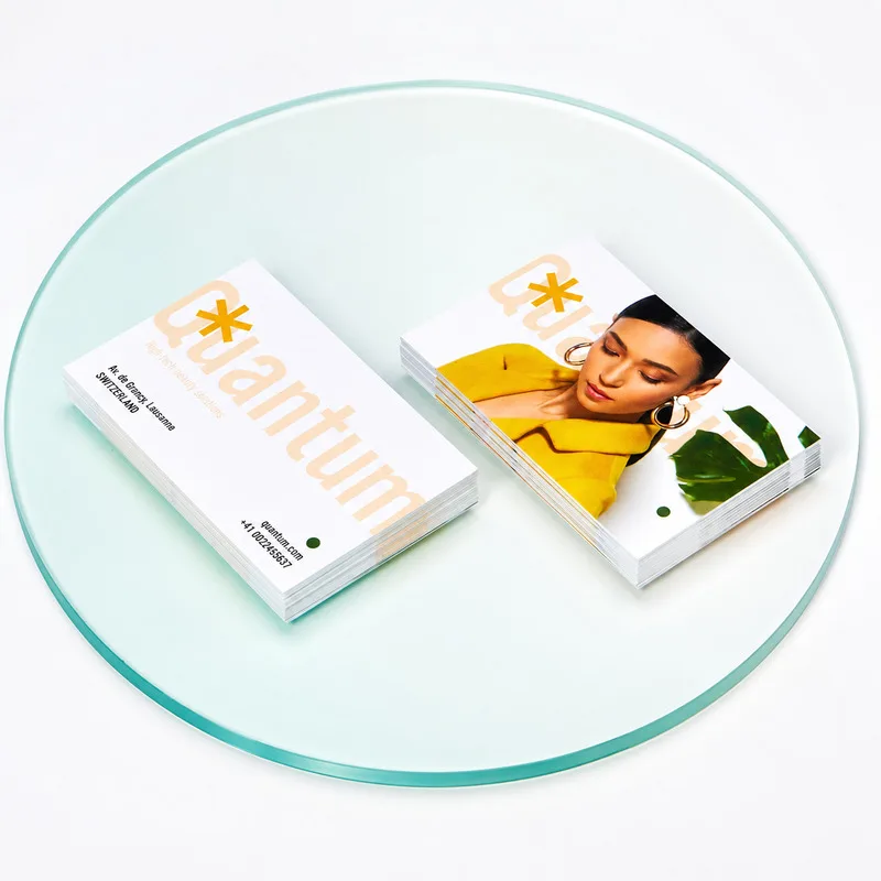 Namecard in 2 mặt: mặt trước ảnh chân dung, mặt sau thông tin – In Quảng Cáo Q7