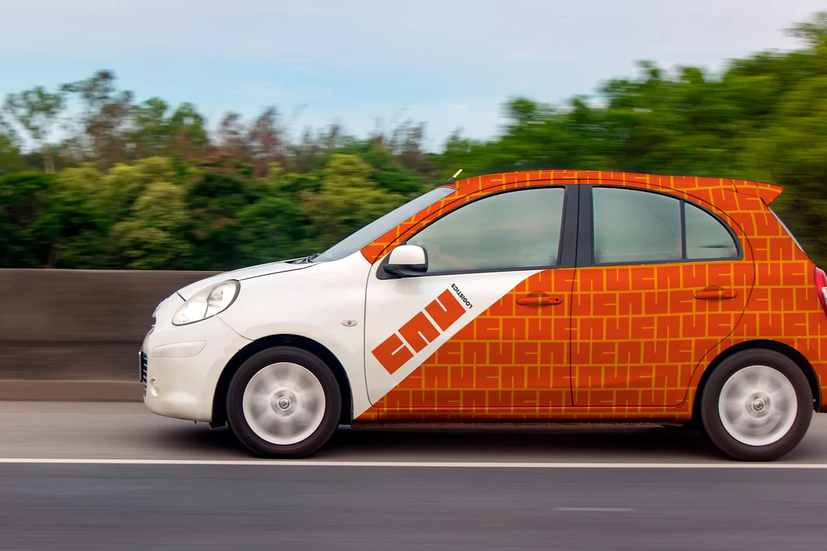 Decal dán xe ô tô màu cam.