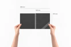 Tay cầm catalogue A5 đóng lò xo kèm số đo 148 x 210 mm