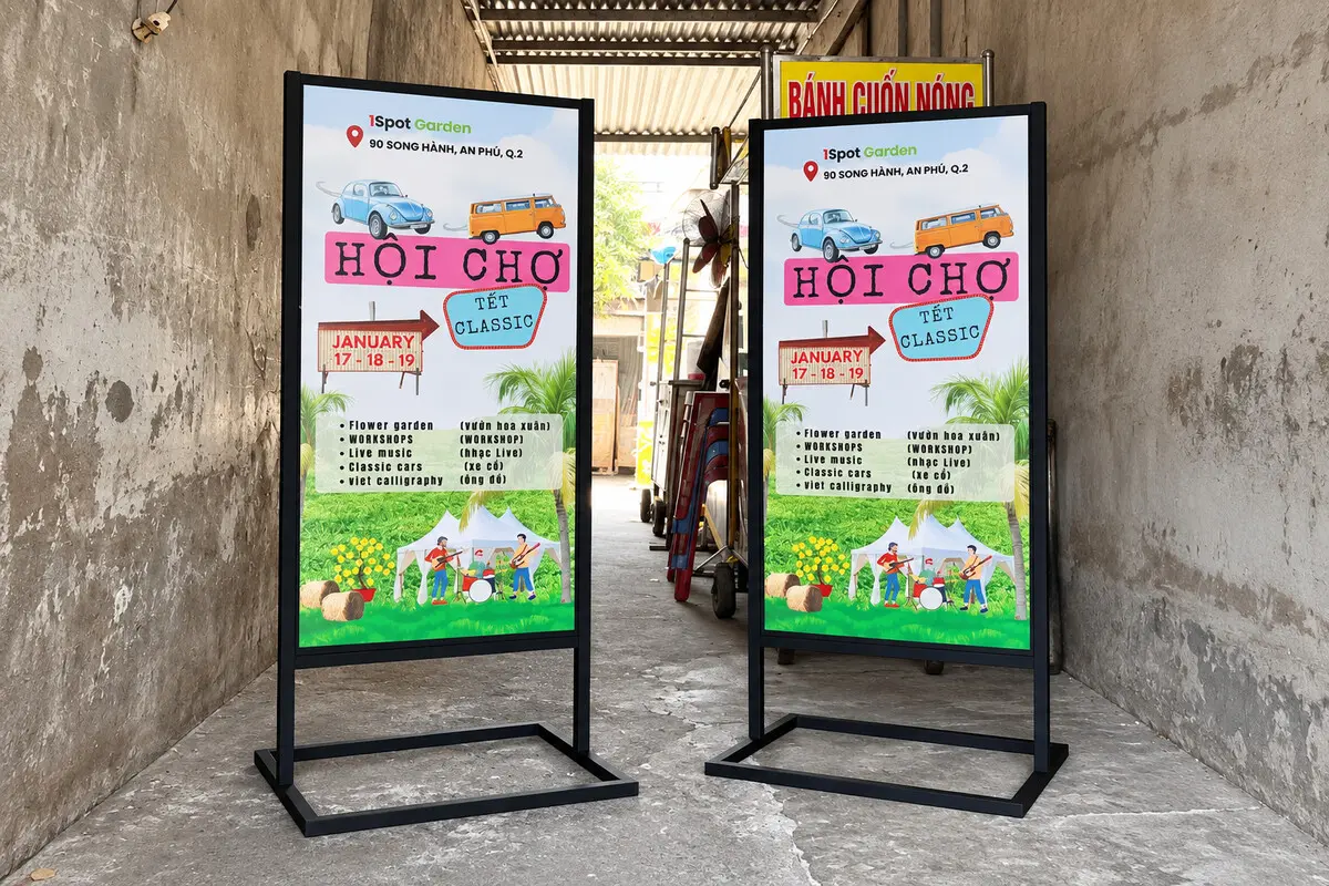 Bộ standee quảng cáo hội chợ đặt ngoài trời