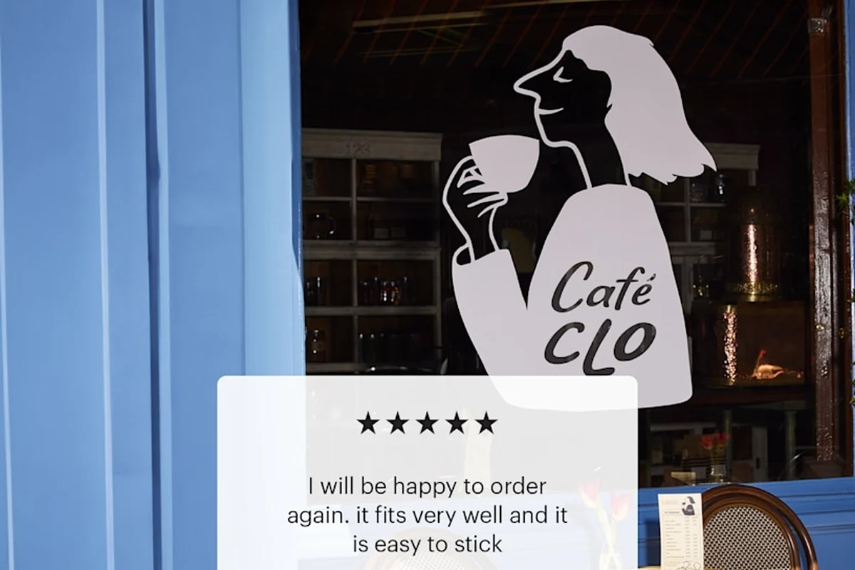 Decal logo dán cửa kính quán cà phê.
