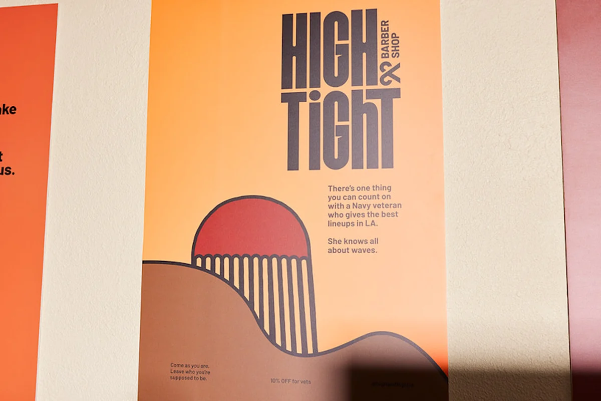 Decal poster dán tường.