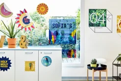Ứng dụng decal trên nhiều bề mặt.